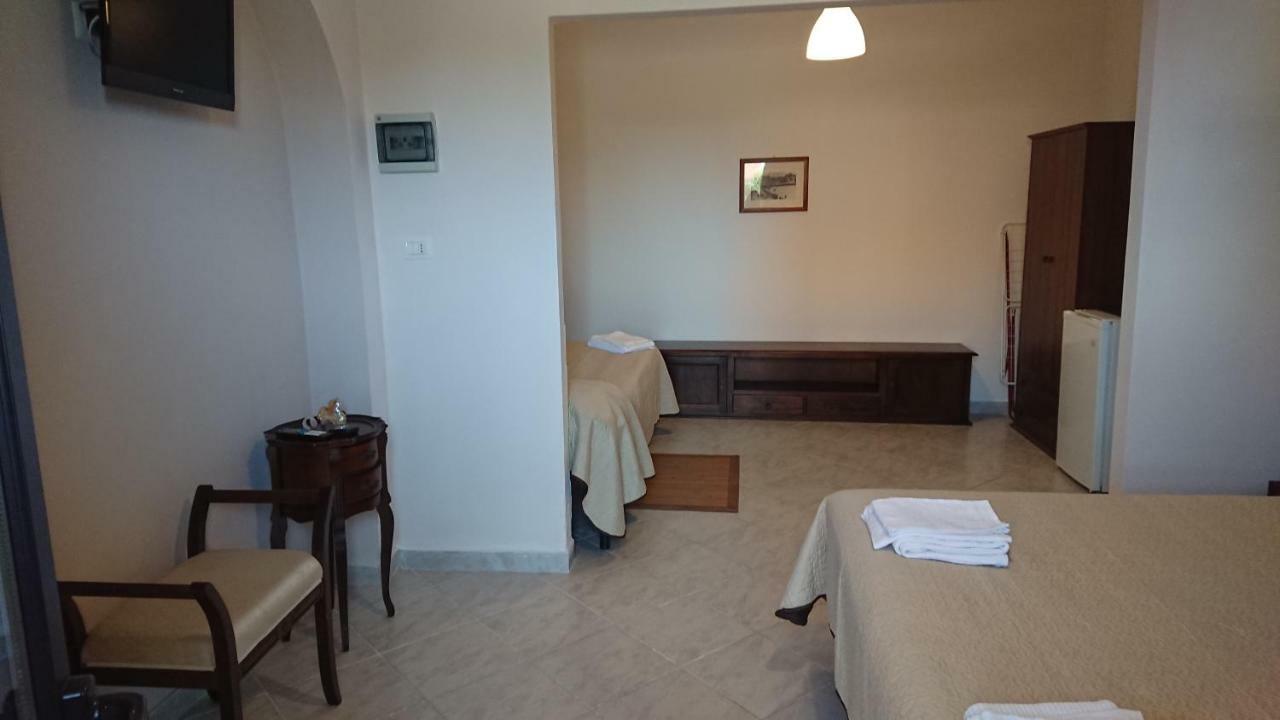 Barbara B&B Fontane Bianche Zewnętrze zdjęcie
